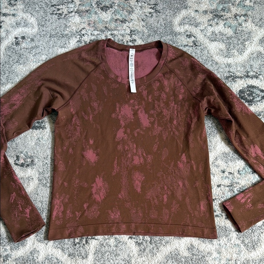 Lululemon Swiftly Tech Long Sleeve Top